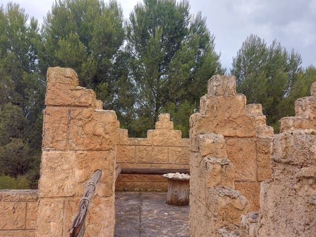 Business for sale in Freila - € 200,000 (Ref: 9255315)