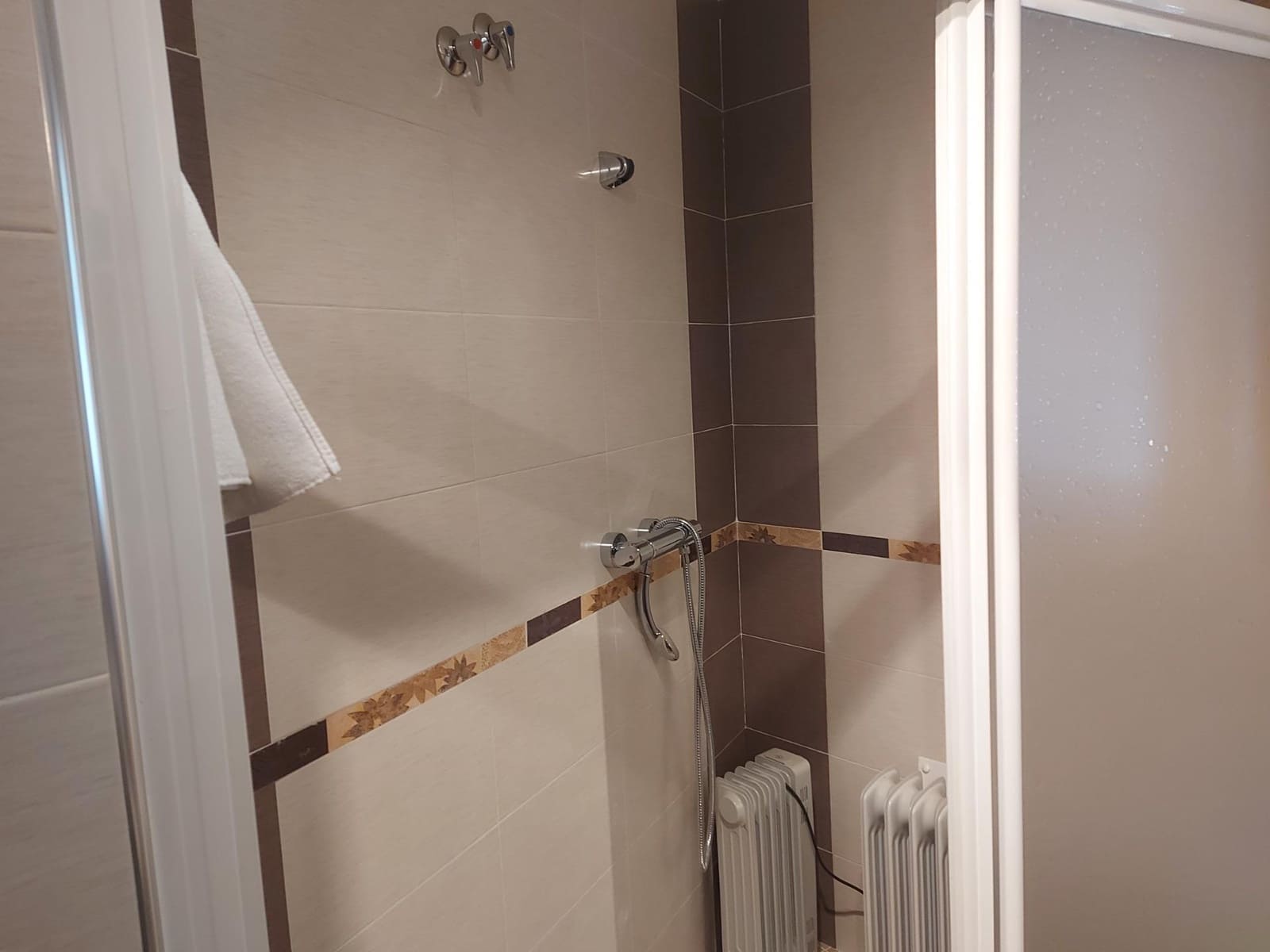 3 soveværelse Finca/Landehus til salg i Freila med garage - € 94.500 (Ref: 9255316)