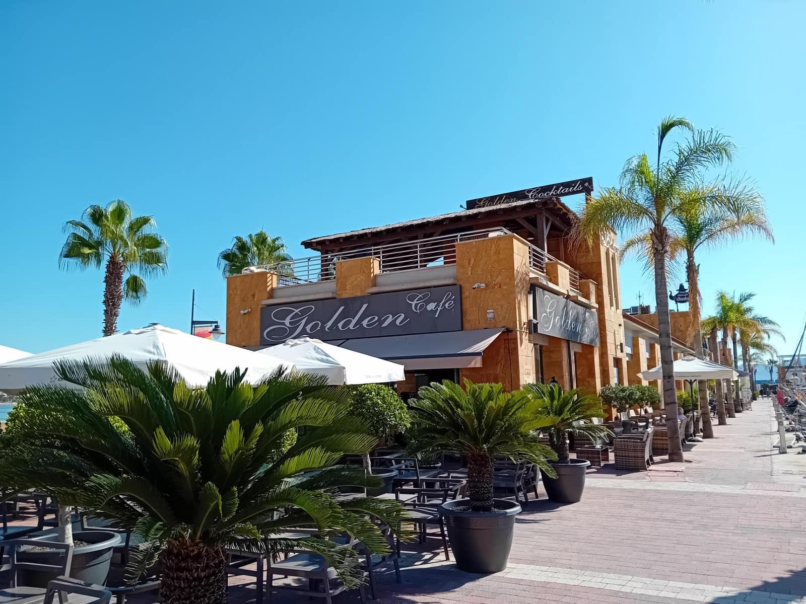 Bedrijf te koop in Puerto de Mazarron - € 495.000 (Ref: 9335006)