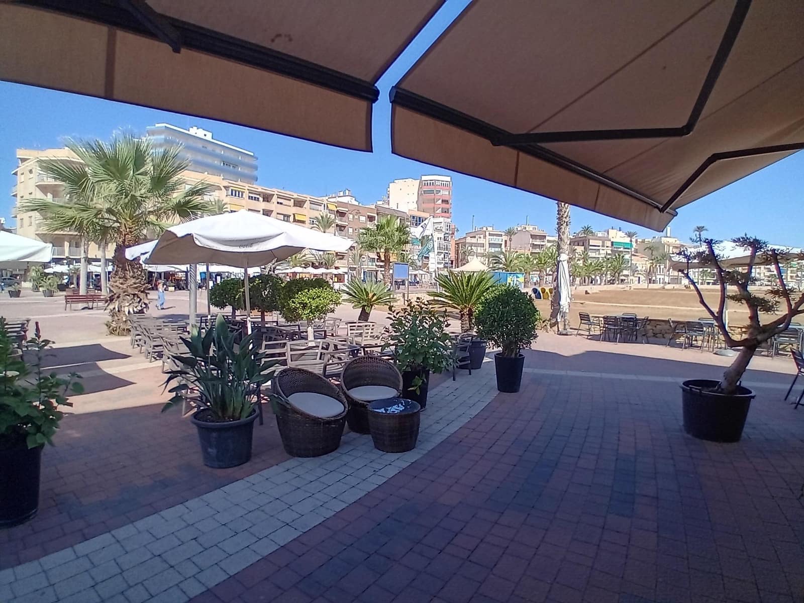Bedrijf te koop in Puerto de Mazarron - € 495.000 (Ref: 9335006)