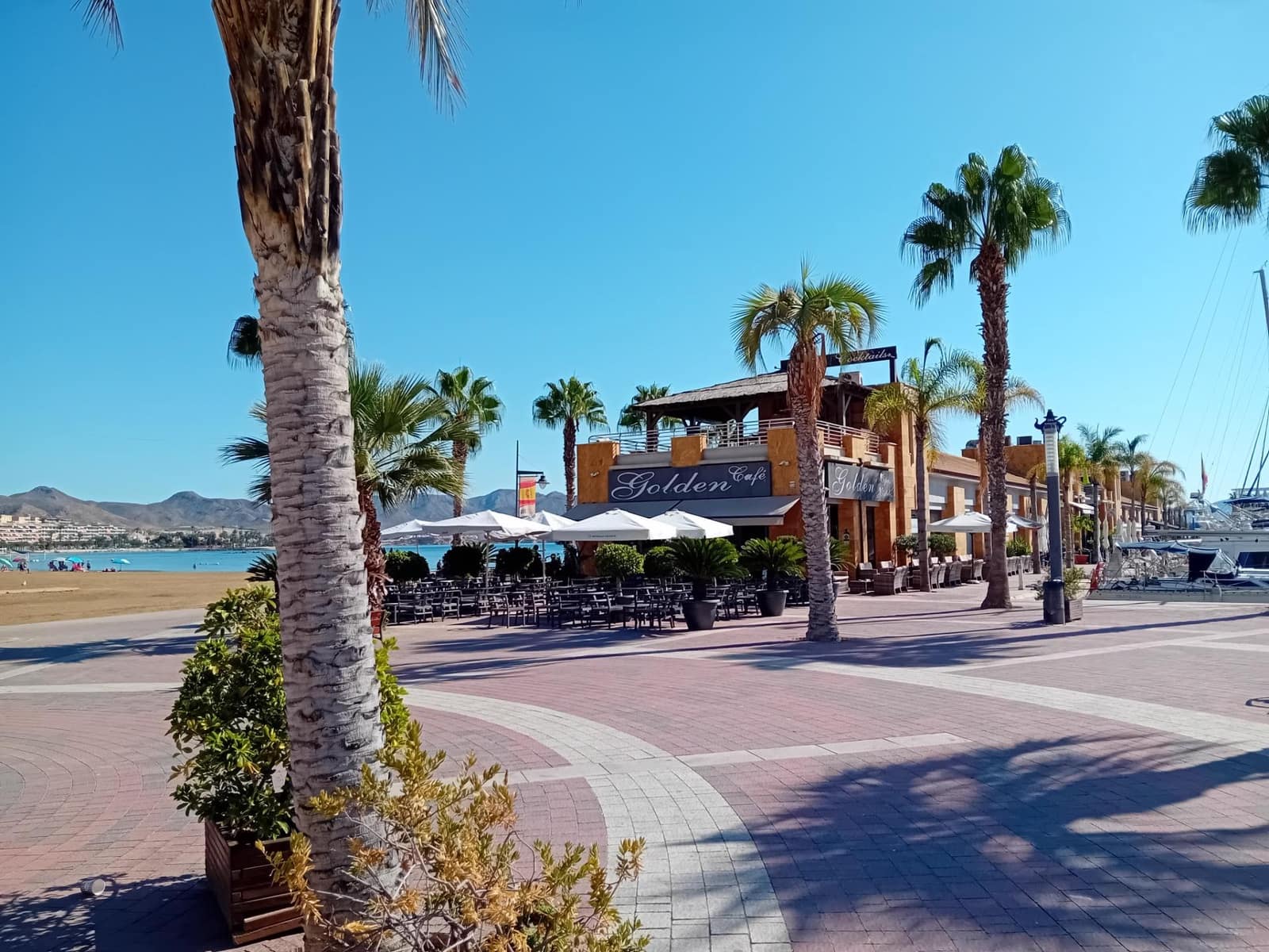 Bedrijf te koop in Puerto de Mazarron - € 495.000 (Ref: 9335006)