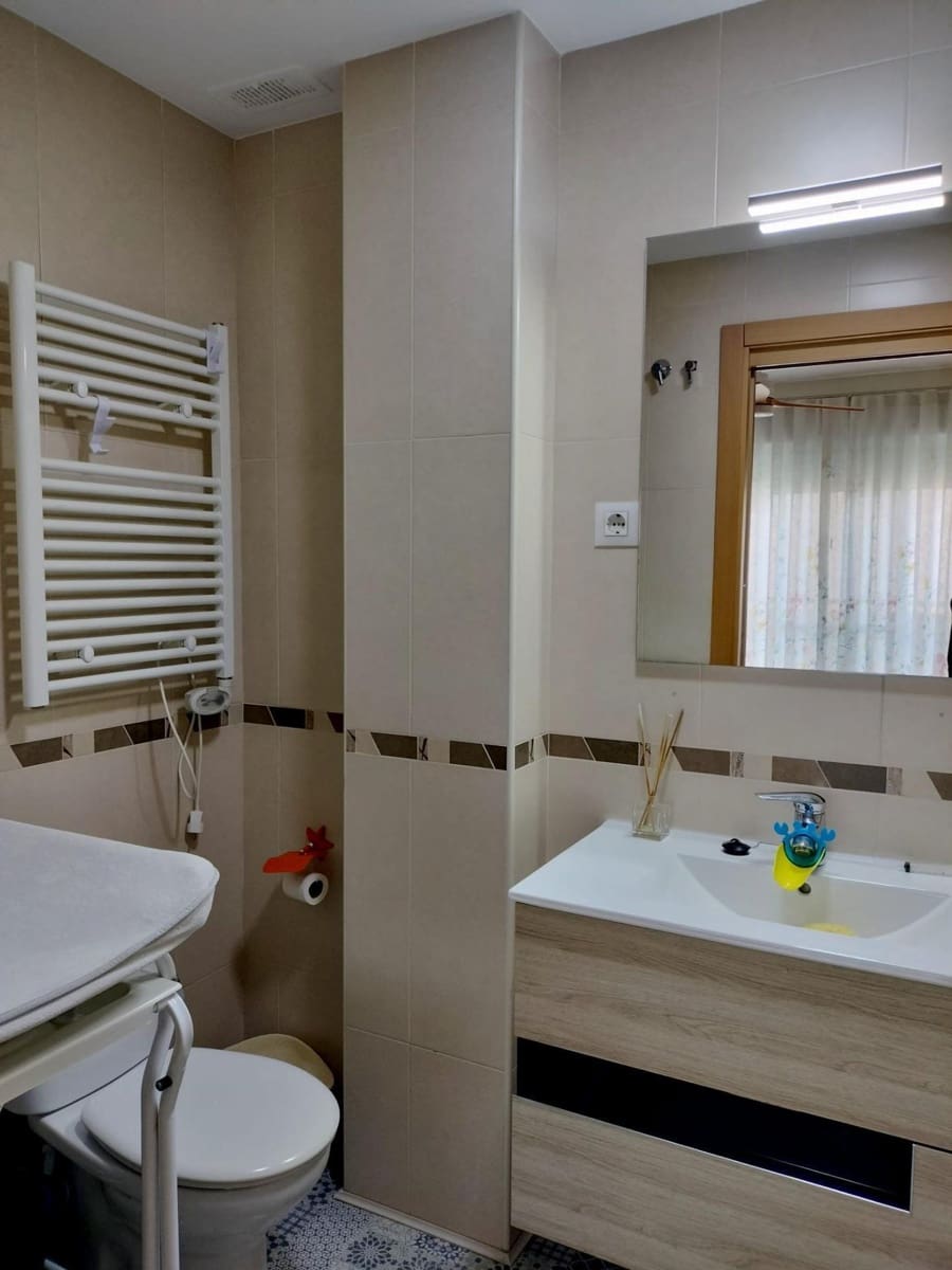 Piso de 2 habitaciones en Puerto de Mazarron en venta - 194.900 € (Ref: 9341227)