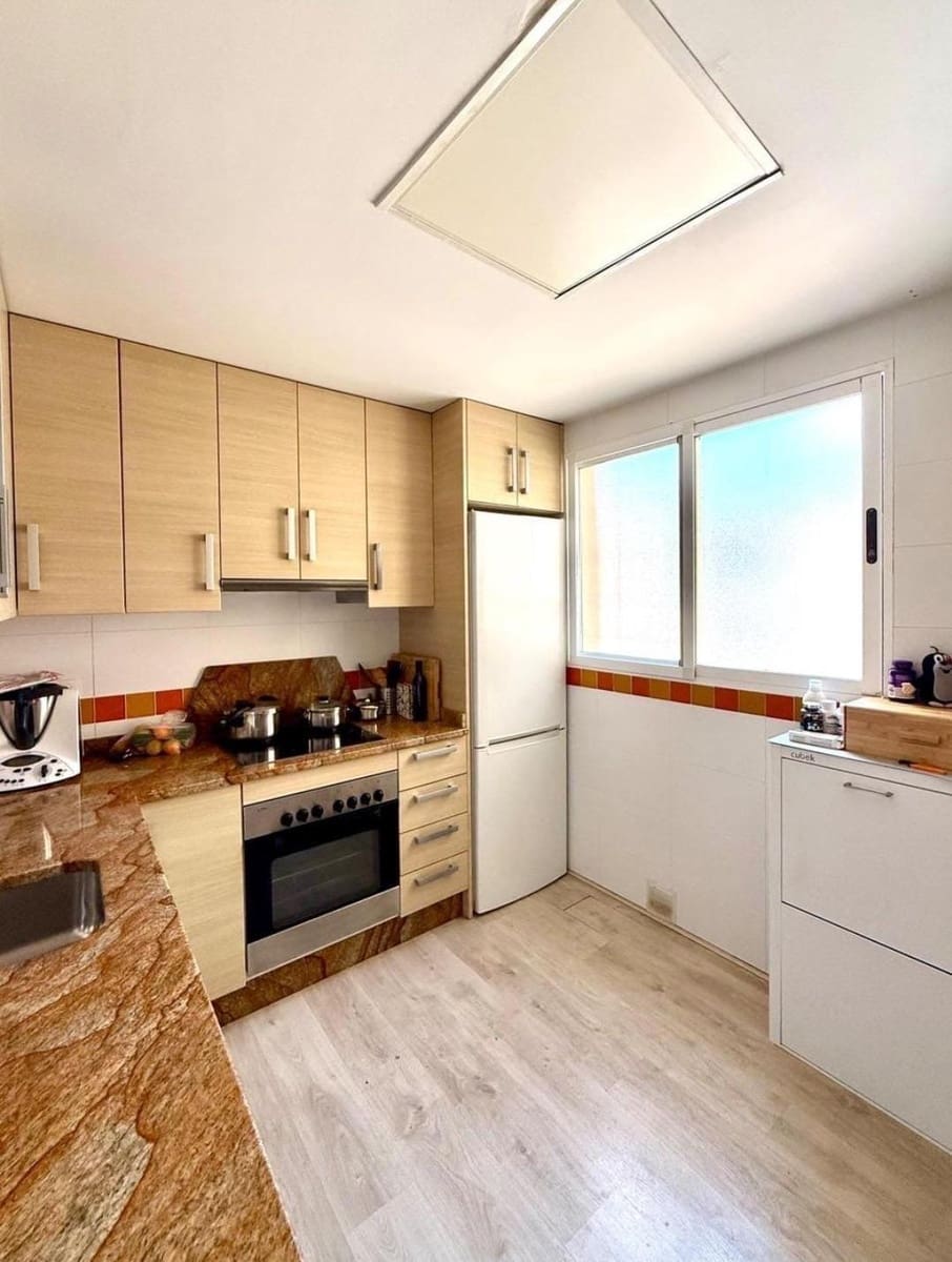 Piso de 2 habitaciones en Puerto de Mazarron en venta - 194.900 € (Ref: 9341227)