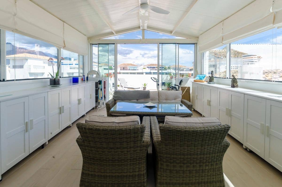 Ático de 3 habitaciones en Marbella en venta - 1.197.000 € (Ref: 9374147)