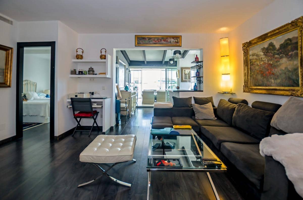 Ático de 3 habitaciones en Marbella en venta - 1.197.000 € (Ref: 9374147)