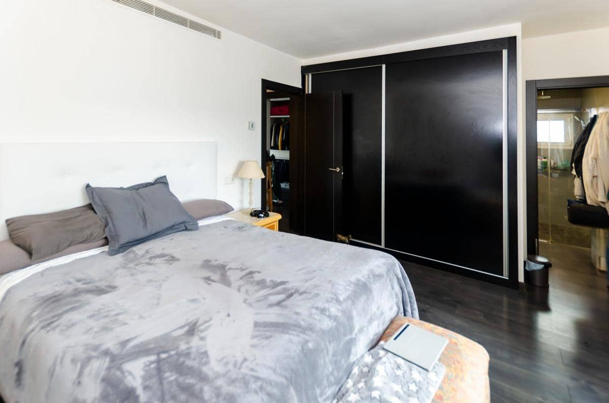 Ático de 3 habitaciones en Marbella en venta - 1.197.000 € (Ref: 9374147)