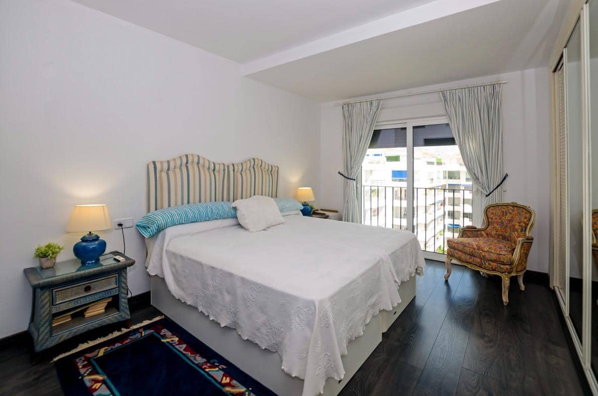 Ático de 3 habitaciones en Marbella en venta - 1.197.000 € (Ref: 9374147)