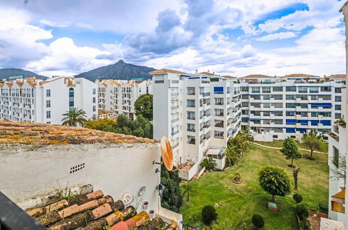 Ático de 3 habitaciones en Marbella en venta - 1.197.000 € (Ref: 9374147)