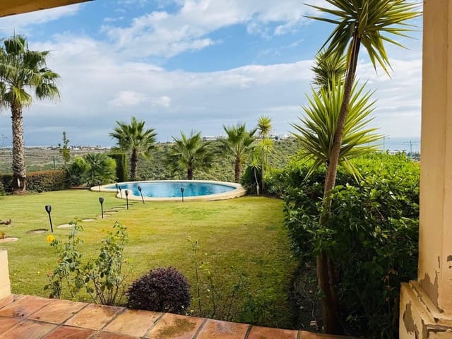 5 chambre Villa/Maison à vendre à Casares Golf - Casares del Sol, Casares avec piscine garage - 1 900 000 € (Ref: 9411010)