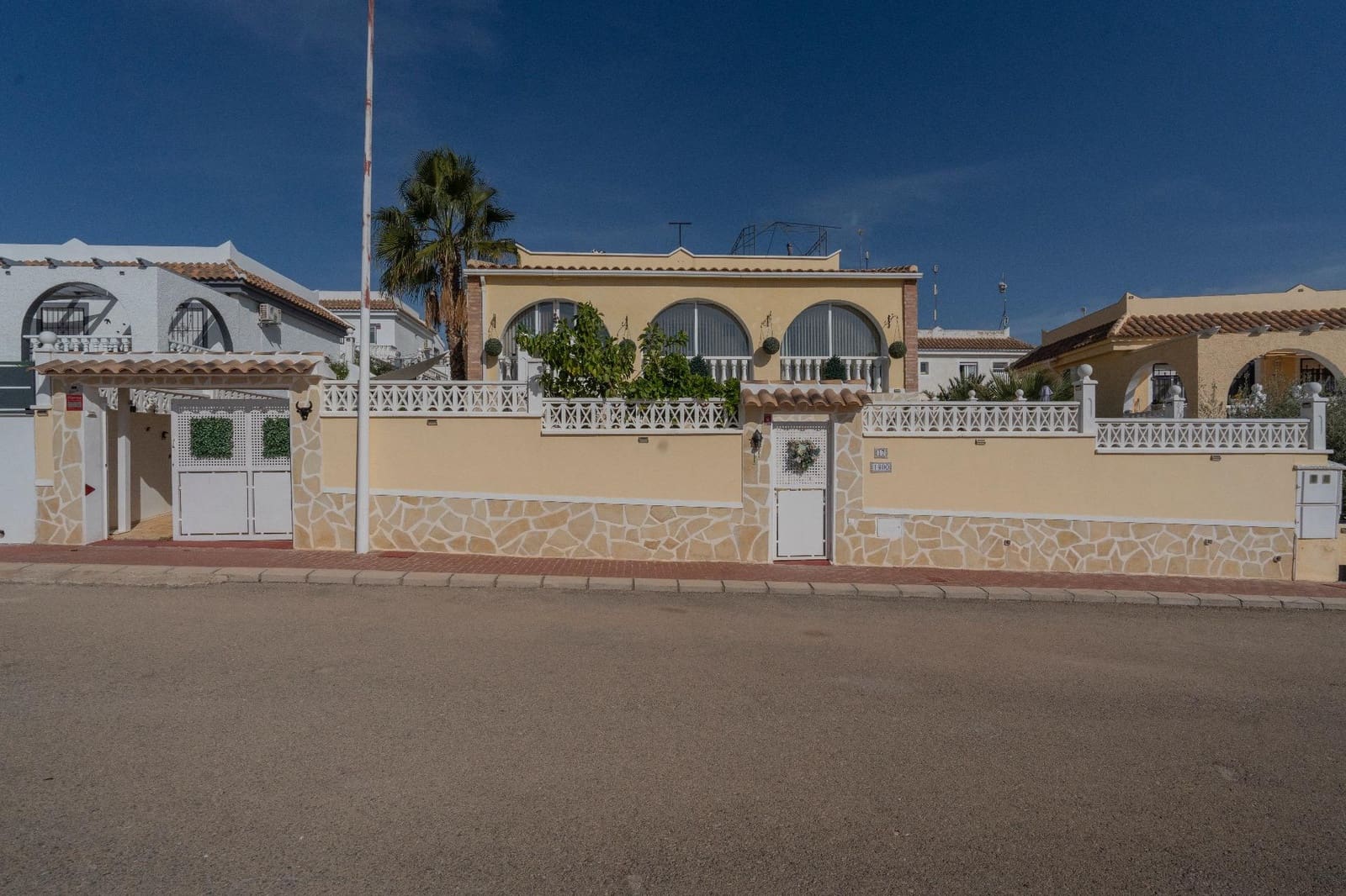 2 soveværelse Villa til salg i Camposol - € 189.000 (Ref: 9440169)