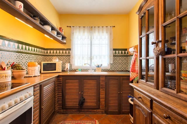 3 slaapkamer Huis te koop in Benahavís - € 375.000 (Ref: 9451019)