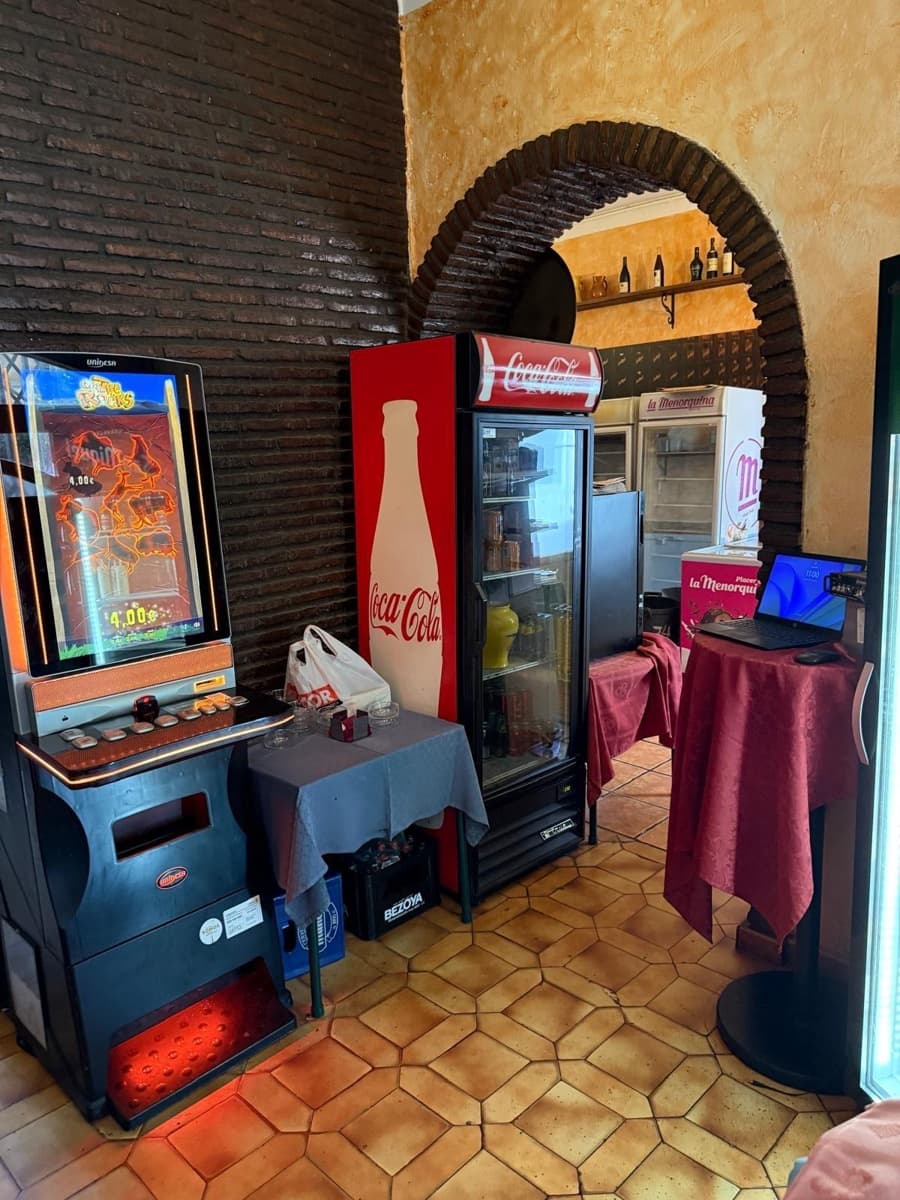 Entreprise à vendre à Marbesa - 750 000 € (Ref: 9465790)