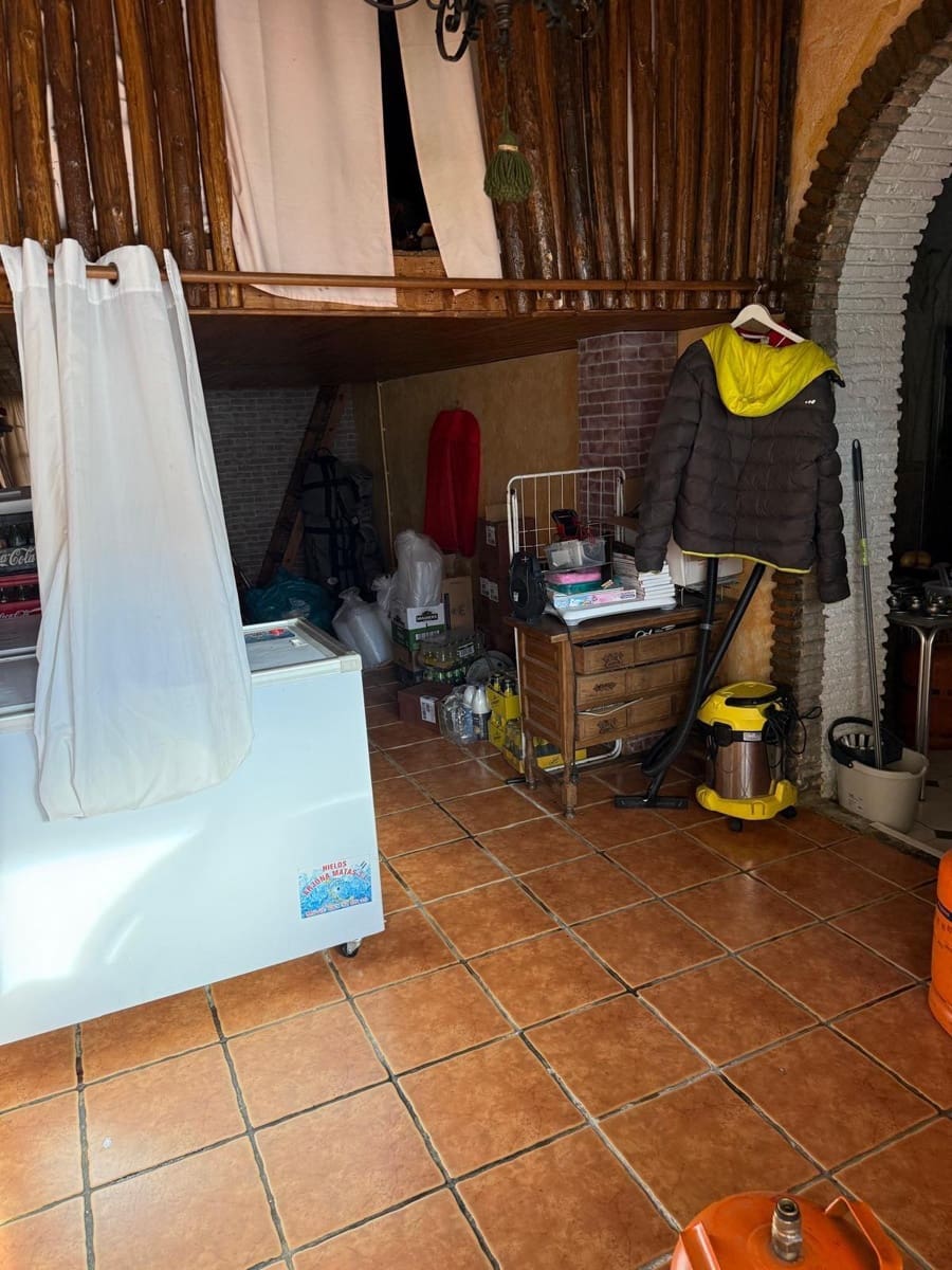 Entreprise à vendre à Marbesa - 750 000 € (Ref: 9465790)