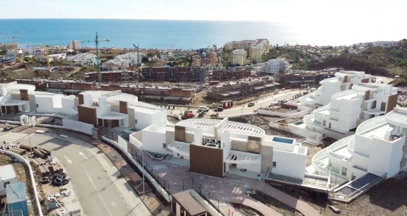 3 Zimmer Apartment zu verkaufen in La Cala de Mijas mit Pool - 1.090.000 € (Ref: 9565301)