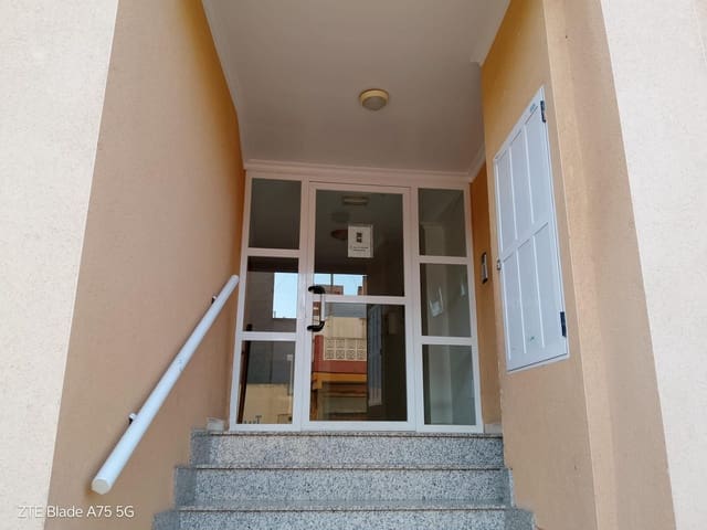Apartamento de 2 habitaciones en Puerto de Mazarron, Mazarrón en venta con garaje - 119.350 € (Ref: 9611581)