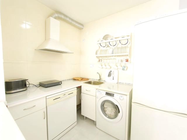 Apartamento de 1 habitación en Puerto de Mazarron, Mazarrón en venta con piscina - 115.000 € (Ref: 9701673)