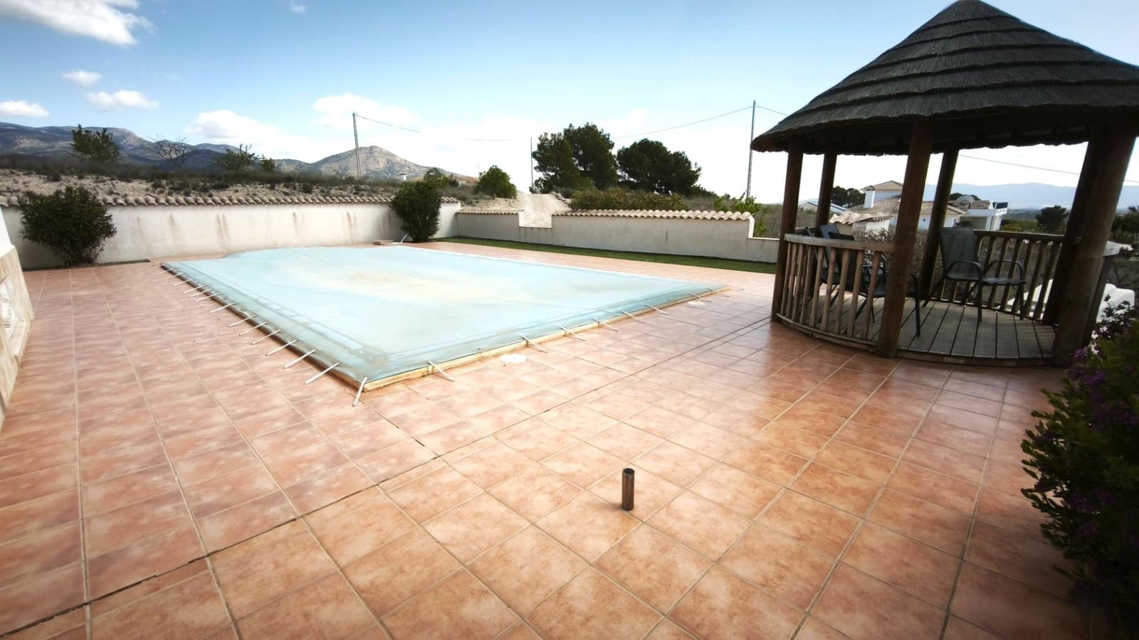 3 bedroom Villa for sale in Zarzadilla de Totana with pool garage - € 375,000 (Ref: 9721738)