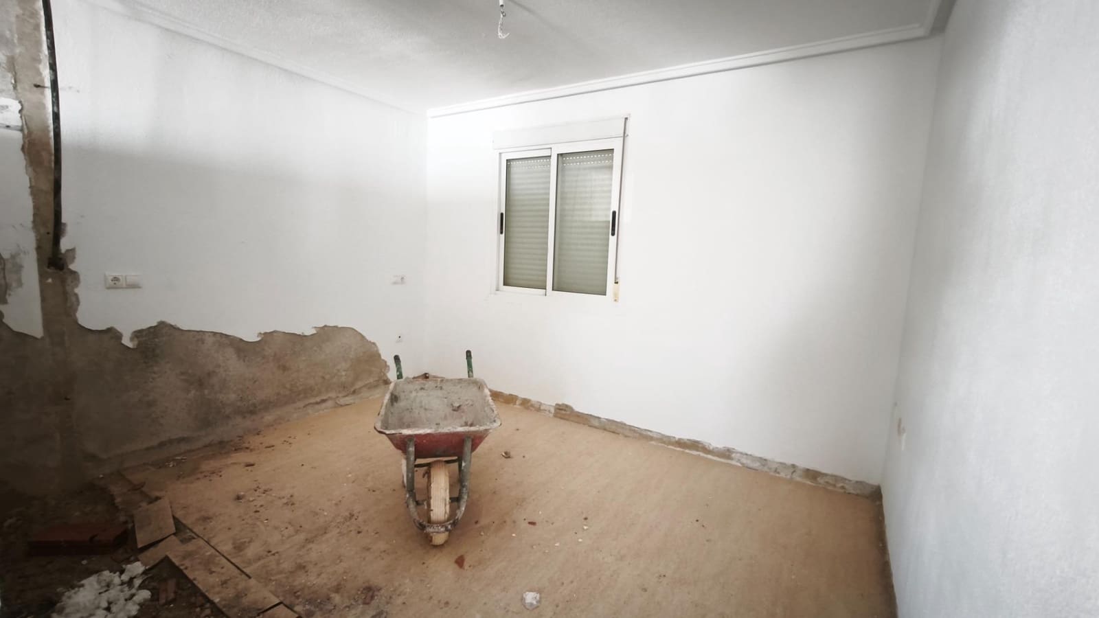 2 bedroom Villa for sale in Camposol with pool - € 95,796 (Ref: 9738597)