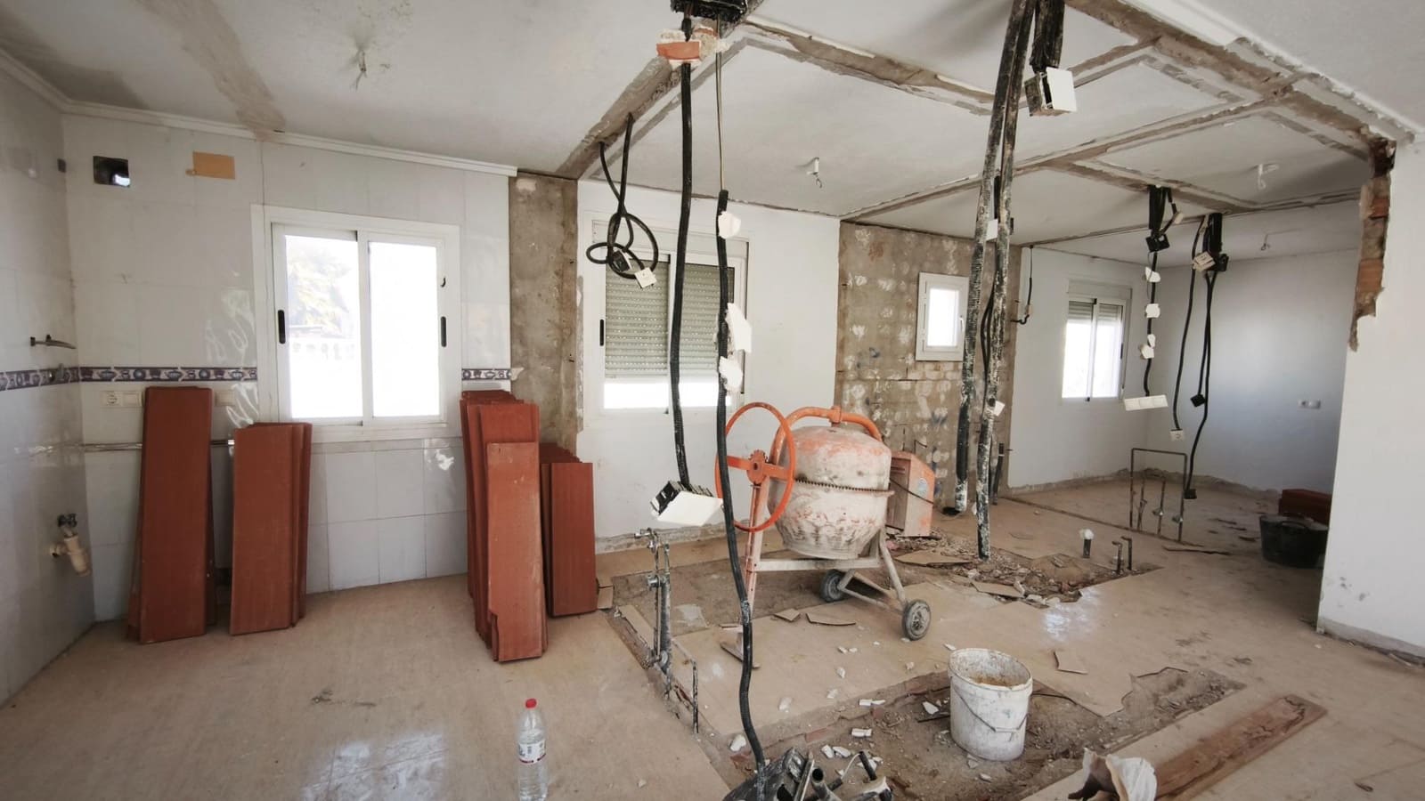 2 bedroom Villa for sale in Camposol with pool - € 95,796 (Ref: 9738597)