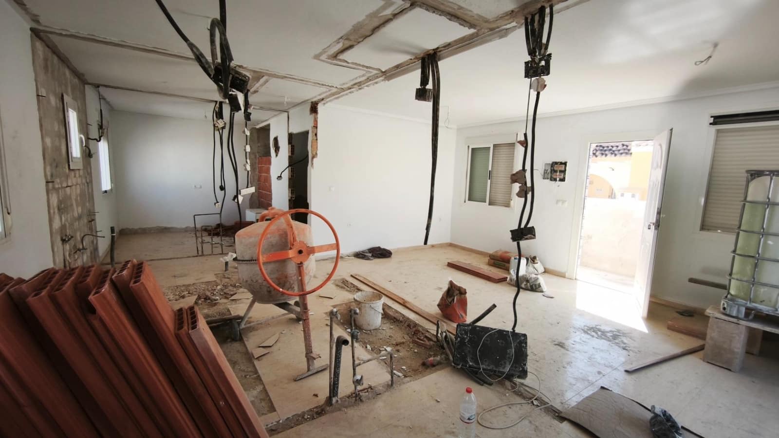 2 bedroom Villa for sale in Camposol with pool - € 95,796 (Ref: 9738597)