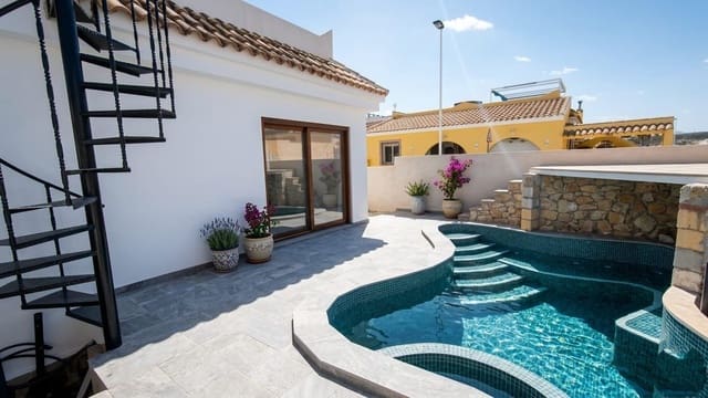 2 Zimmer Villa zu verkaufen in Camposol, Mazarrón mit Pool - 95.796 € (Ref: 9738597)