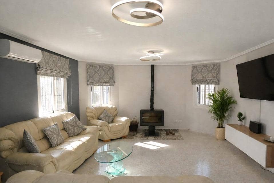 5 bedroom Villa for sale in Camposol with pool - € 399,000 (Ref: 9773098)