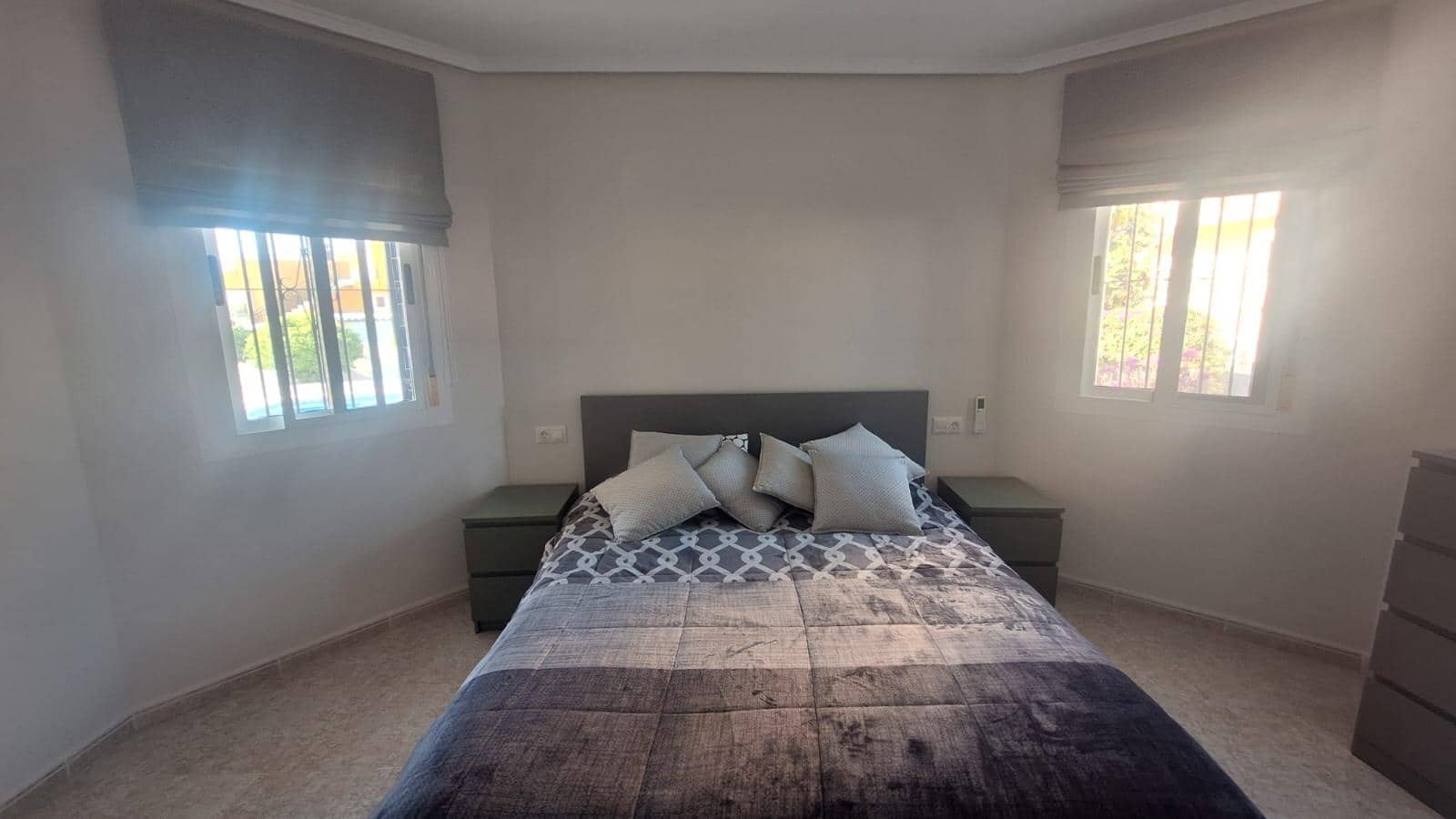 5 bedroom Villa for sale in Camposol with pool - € 399,000 (Ref: 9773098)