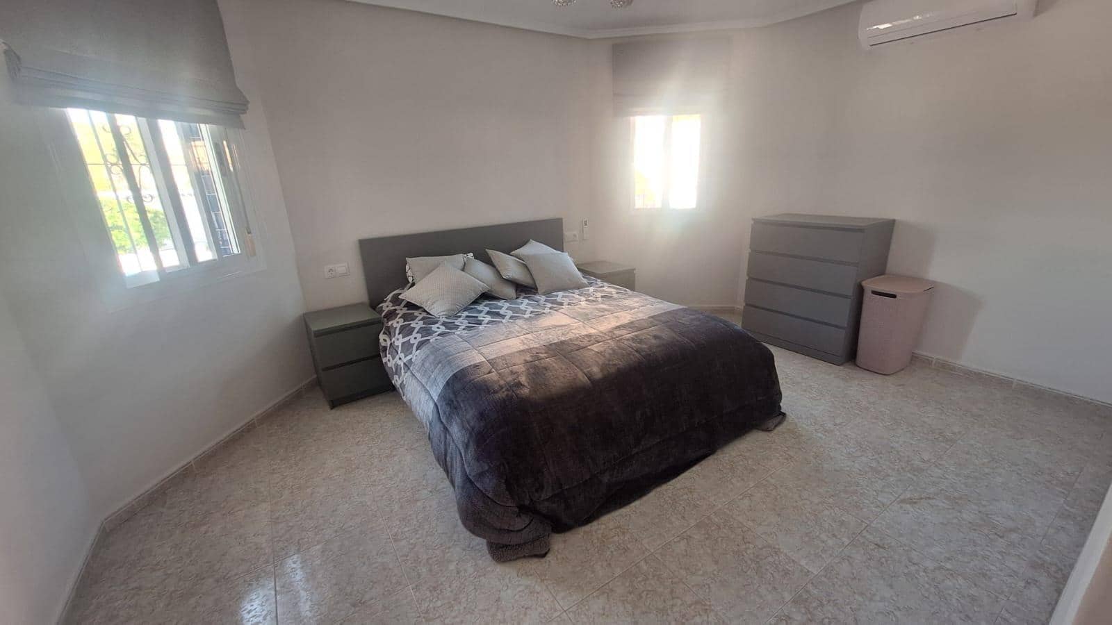 5 bedroom Villa for sale in Camposol with pool - € 399,000 (Ref: 9773098)