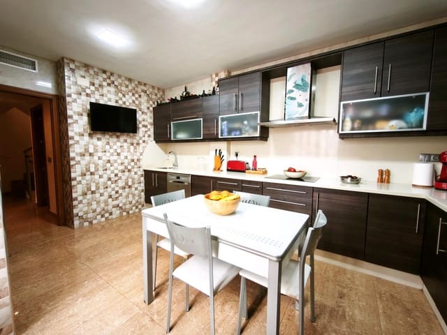 3 soverom Rekkehus til salgs i Mazarrón med garasje - € 249 000 (Ref: 9773099)