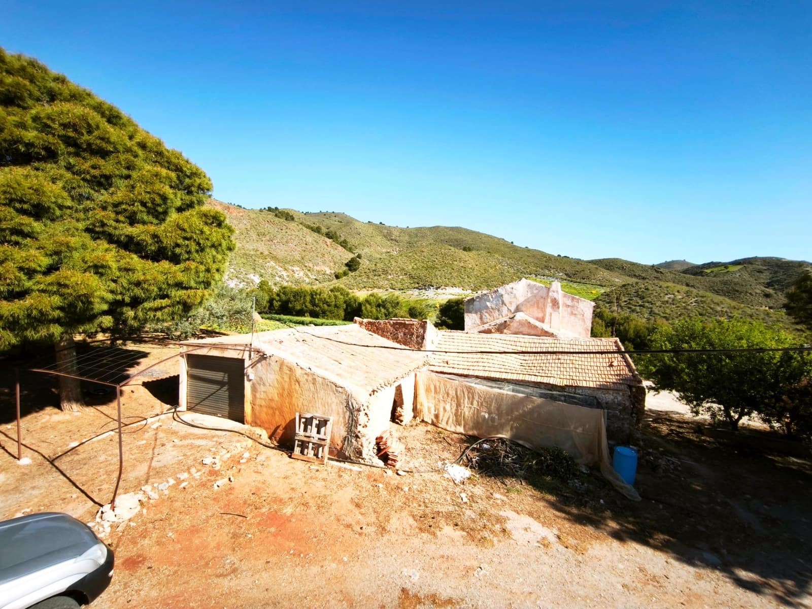 Grunde uden byggetilladelser til salg i Morata - € 585.000 (Ref: 9806517)