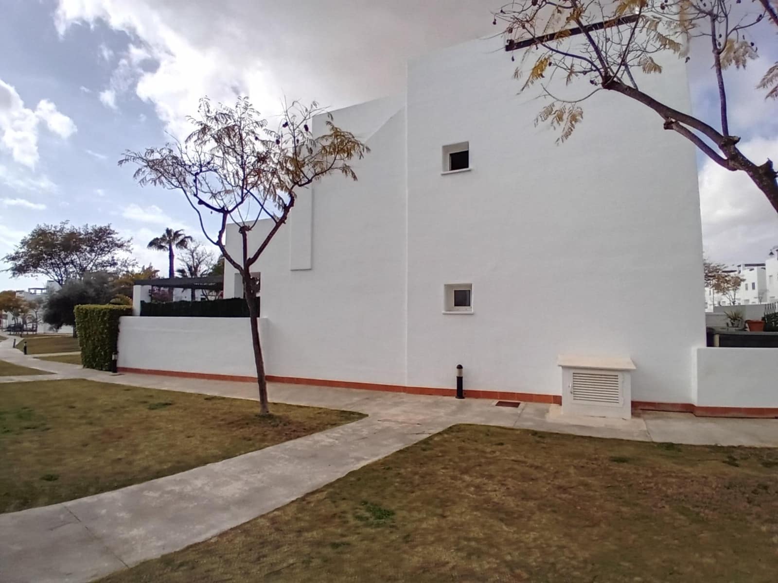 3 bedroom Apartment for sale in Condado de Alhama with pool - € 130,000 (Ref: 9843428)