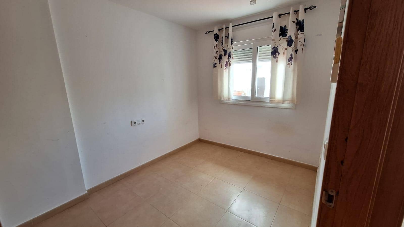 3 bedroom Apartment for sale in Condado de Alhama with pool - € 130,000 (Ref: 9843428)