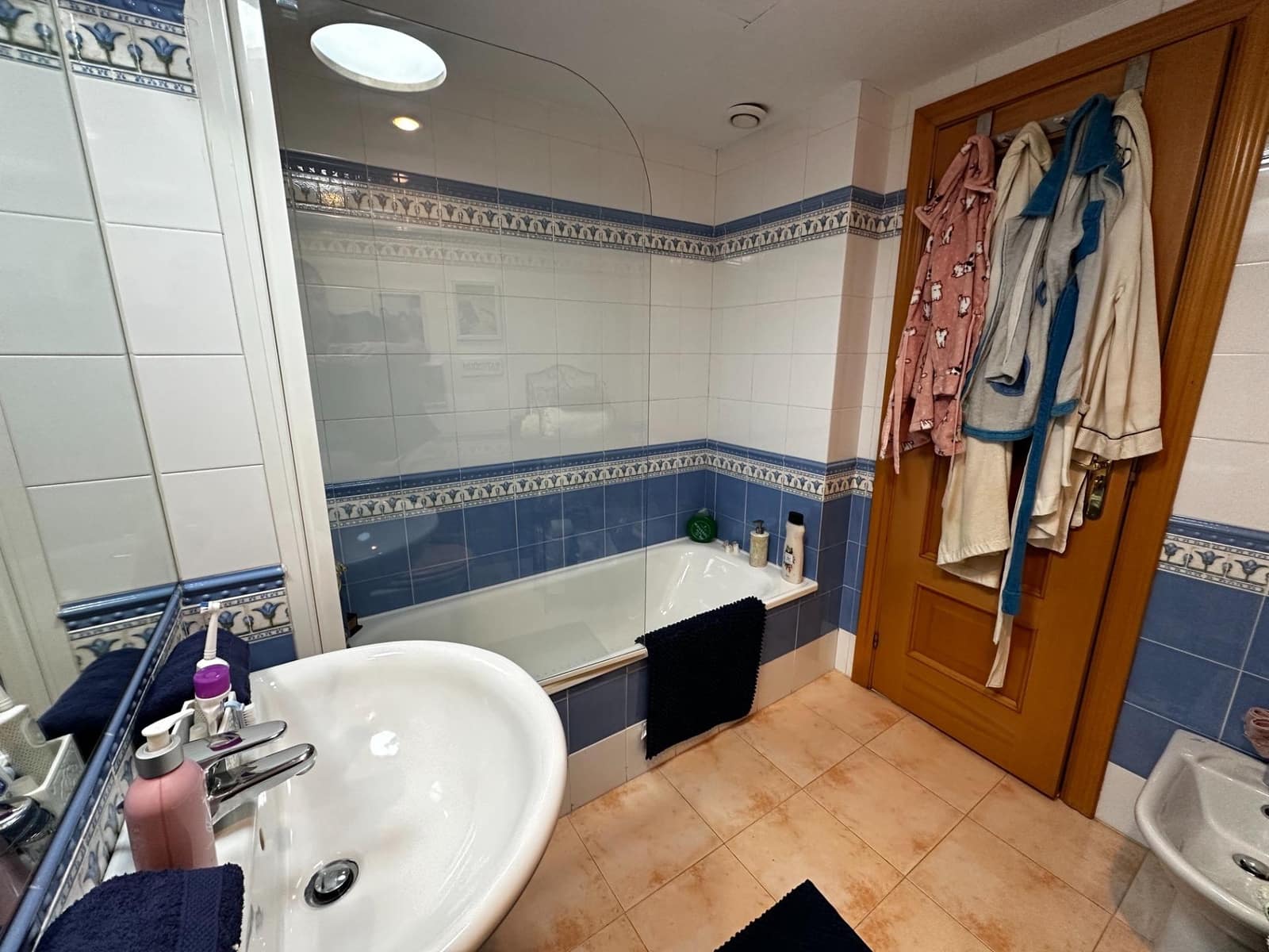 2 bedroom Apartment for sale in New Golden Mile with pool - € 349,000 (Ref: 9851797)
