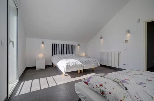 6 sypialnia Willa na sprzedaż w Manilva z basenem garażem - 2 500 000 € (Ref: 9851800)