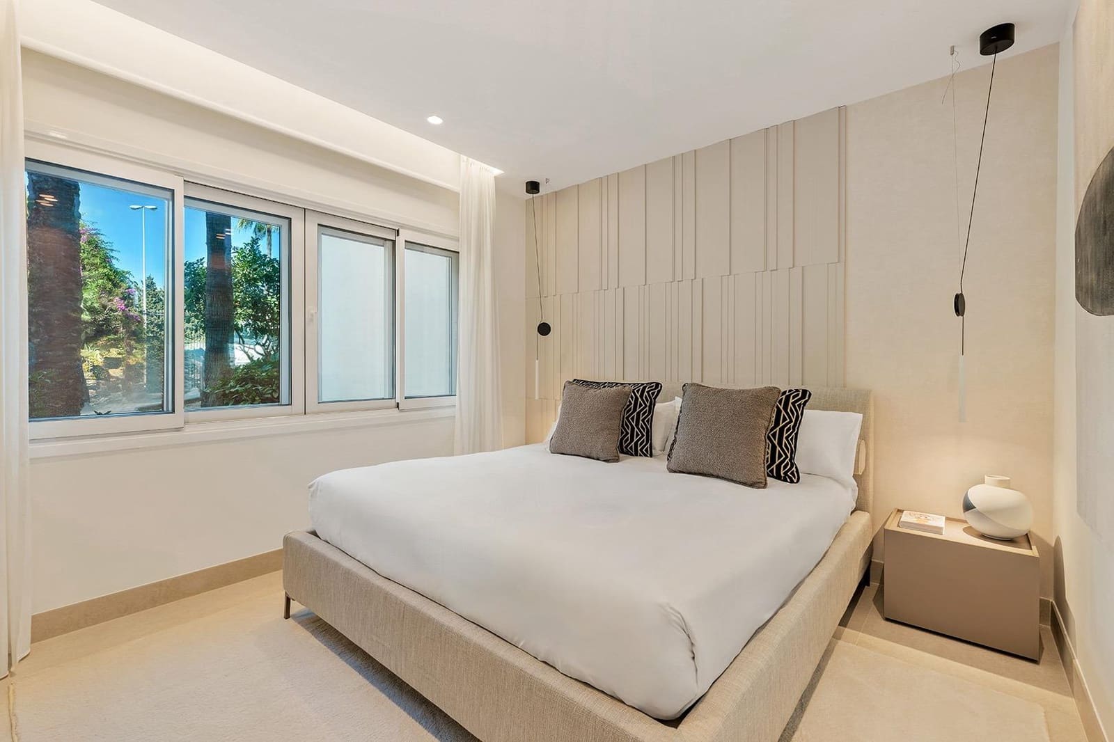 3 Zimmer Apartment zu verkaufen in Estepona mit Pool - 1.995.000 € (Ref: 9855507)
