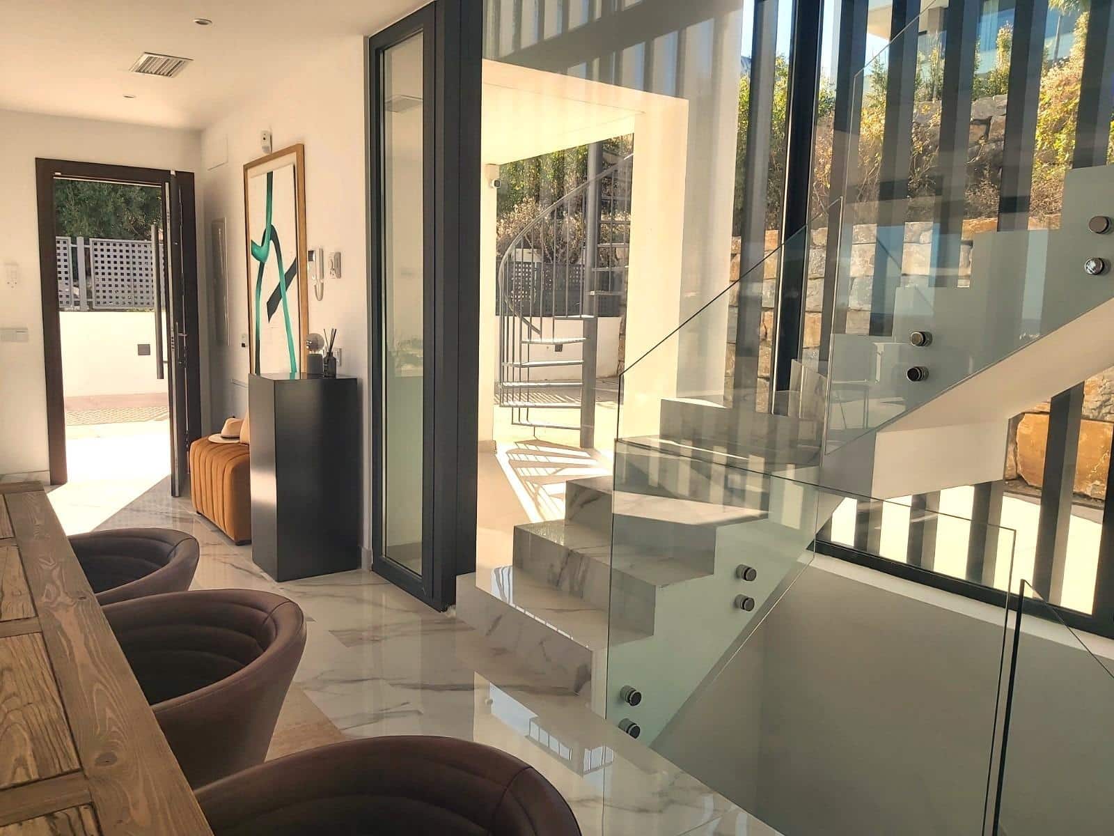 3 soverom Villa til salgs i Estepona med svømmebasseng - € 1 440 000 (Ref: 9855510)