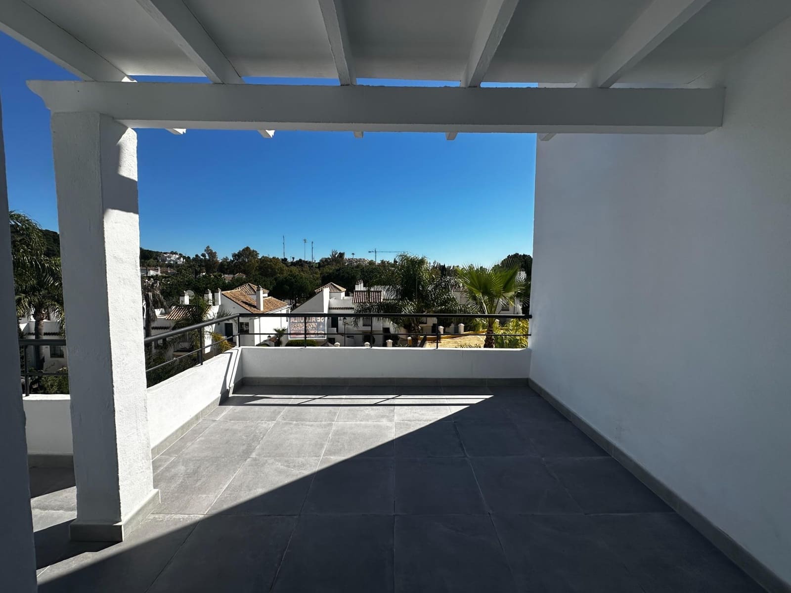 2 soverom Leilighet til salgs i Marbella med svømmebasseng - € 460 000 (Ref: 9855511)
