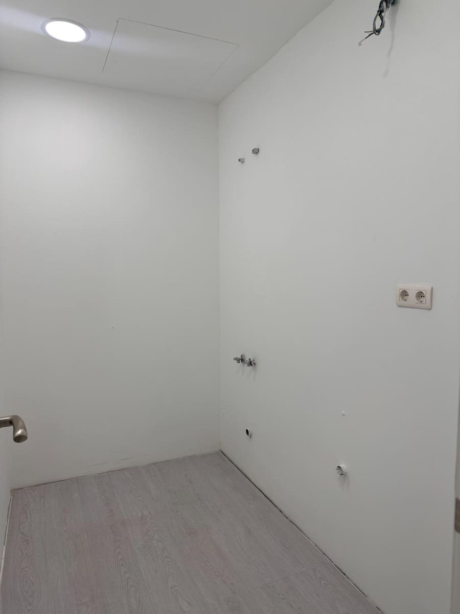 1 bedroom Office for sale in Marbella - € 325,000 (Ref: 9890416)