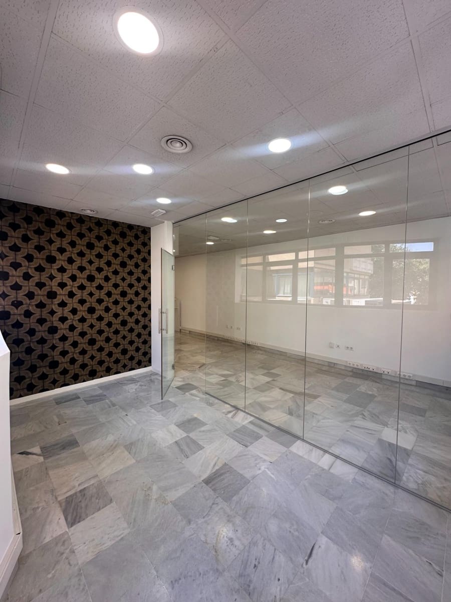 1 bedroom Office for sale in Marbella - € 325,000 (Ref: 9890416)