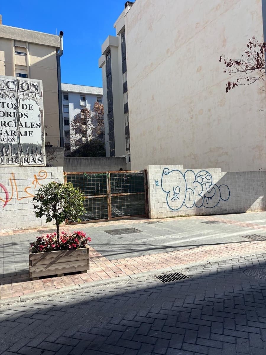 Byggegrund til salg i Marbella - € 3.500.000 (Ref: 9899214)