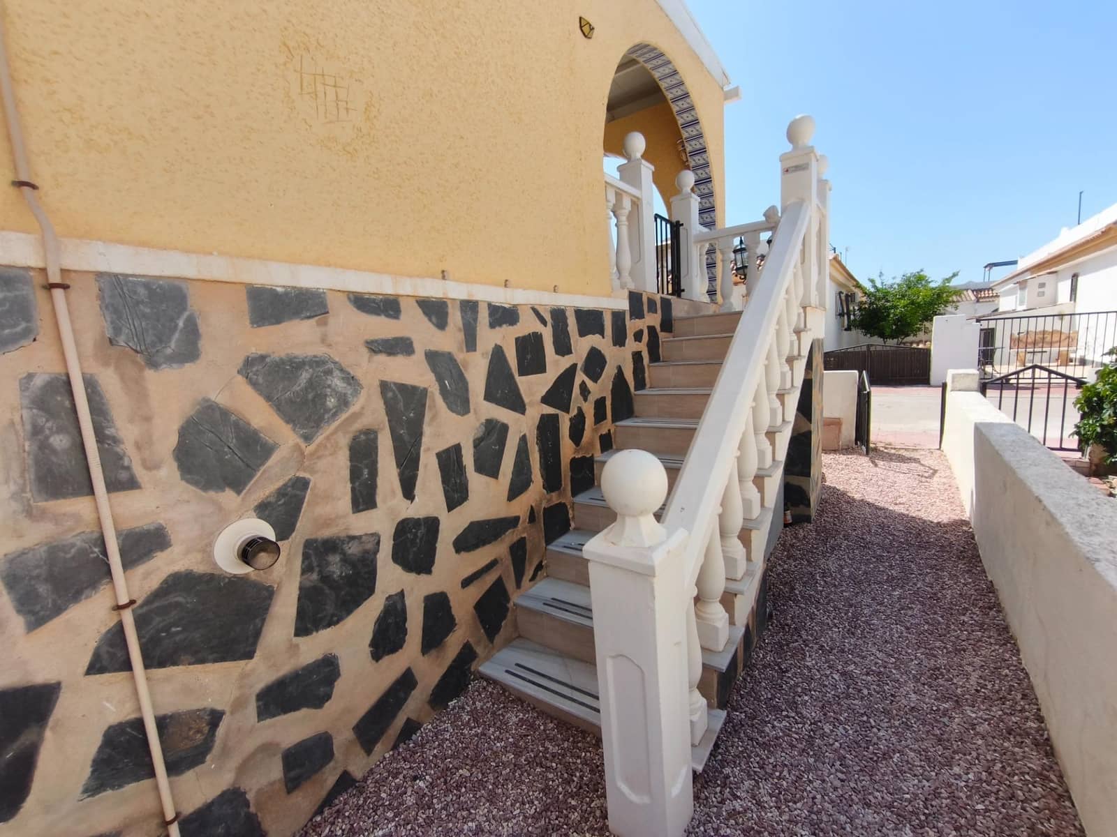 2 bedroom Villa for sale in Camposol - € 165,000 (Ref: 9908062)