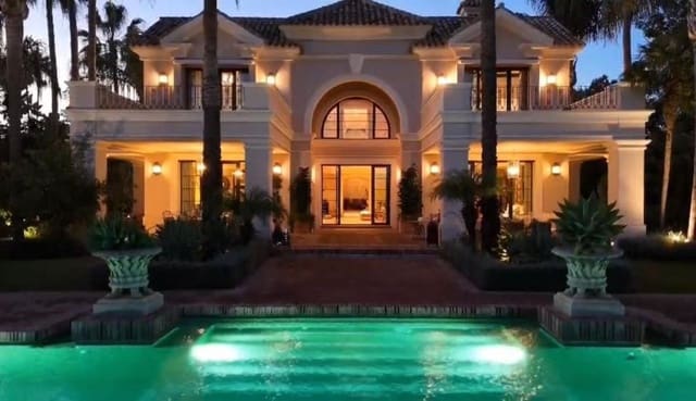 8 sovrum Villa till salu i Guadalmina Baja, Marbella med pool - 7 500 000 € (Ref: 9911102)