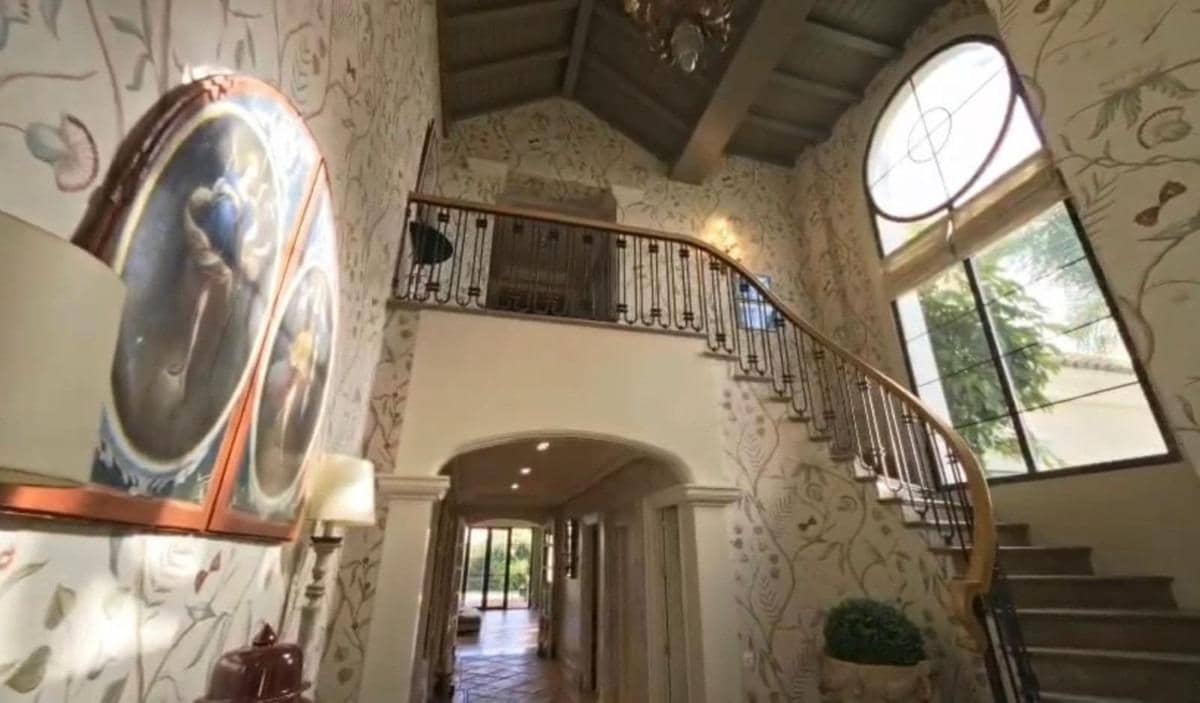 8 sovrum Villa till salu i Guadalmina med pool - 7 500 000 € (Ref: 9911102)