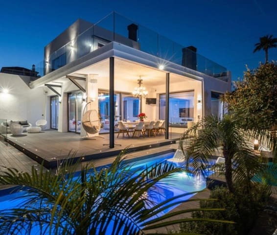 8 Zimmer Villa zu verkaufen in Nueva Andalucia, Marbella mit Pool - 8.900.000 € (Ref: 9911104)