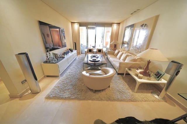 3 slaapkamer Appartement te koop in Marbella met zwembad - € 1.575.000 (Ref: 9938460)