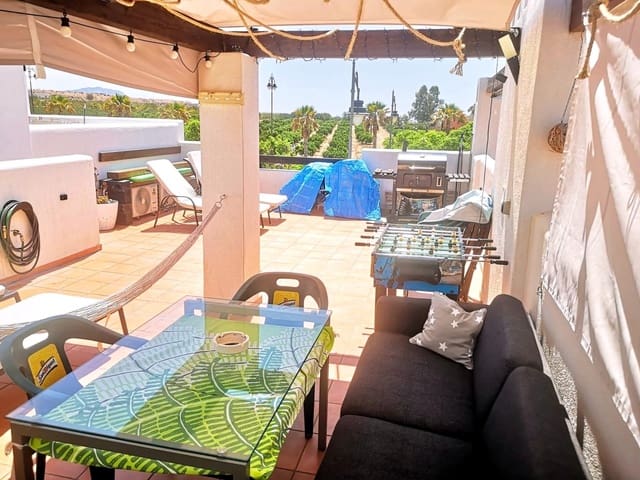 Ático de 2 habitaciones en Condado de Alhama, Alhama de Murcia en venta con piscina - 123.000 € (Ref: 9938462)