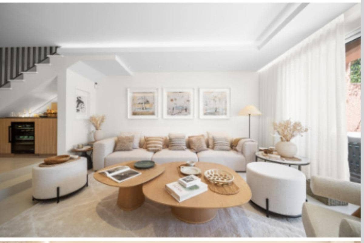 3 soverom Hus til salgs i Nueva Andalucia med svømmebasseng - € 1 495 000 (Ref: 9938463)