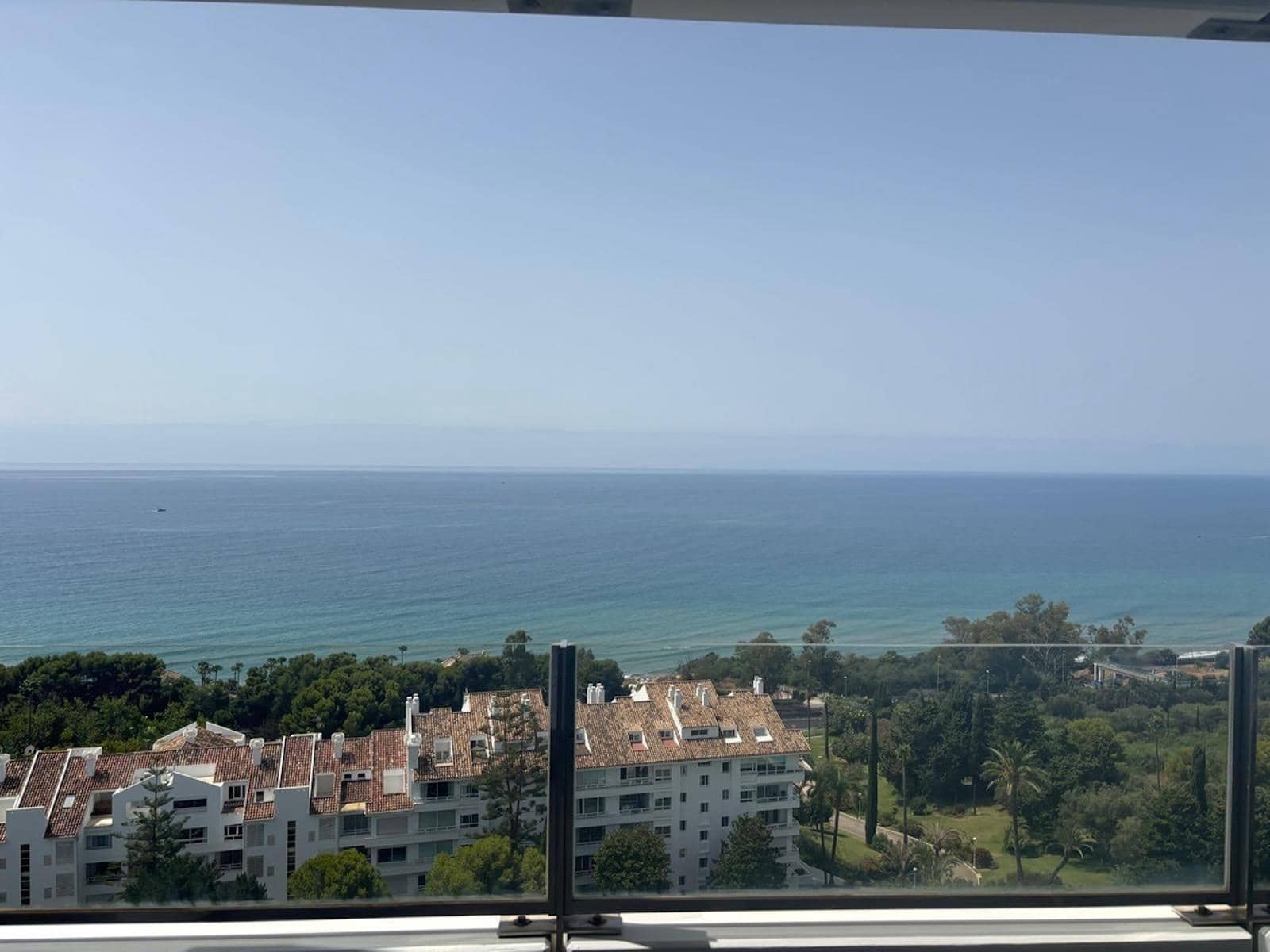 2 soverom Leilighet til salgs i Rio Real med garasje - € 1 700 000 (Ref: 9945747)