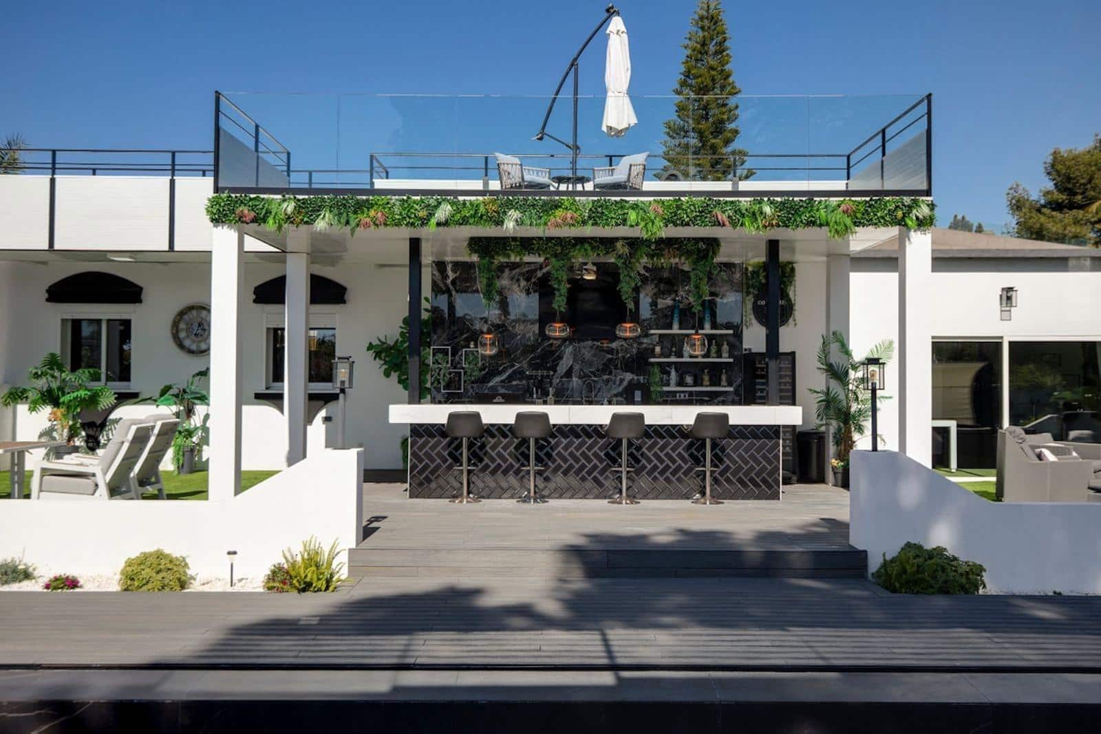 5 Zimmer Villa zu verkaufen in San Pedro de Alcantara mit Pool - 4.350.000 € (Ref: 9962749)