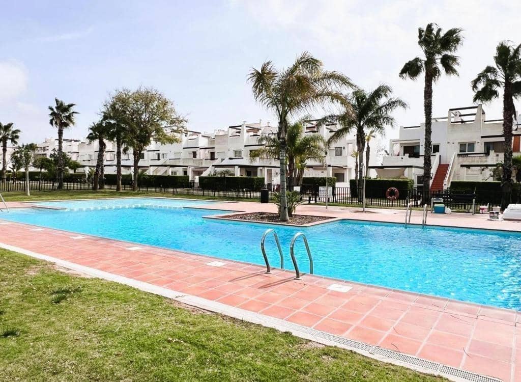 2 quarto Apartamento para venda em Condado de Alhama com piscina - 119 750 € (Ref: 9986914)